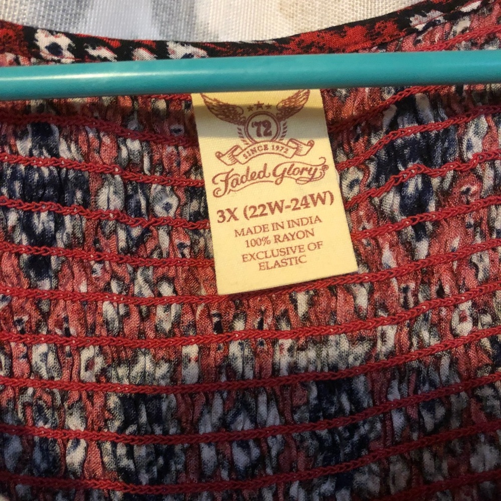 Faded Glory top